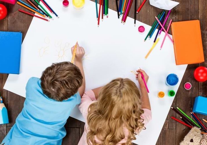 18+8 tipp a gyerekek kreativitásának támogatásához>