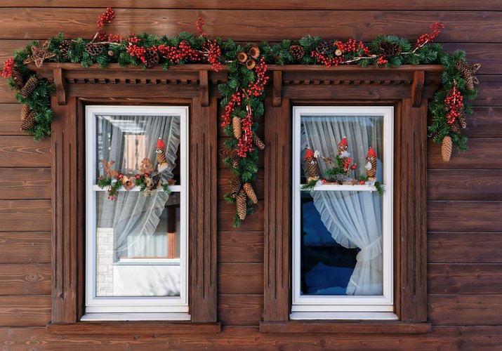 Inspirace na vánoční výzdobu oken pro malé i velké>