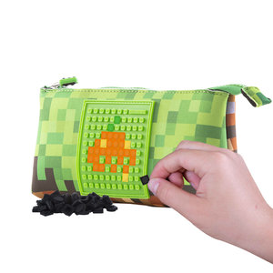 Iskolai tok Minecraft nagy zöld pixelekkel-3