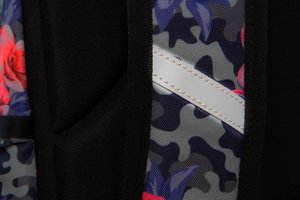 Hátizsák Joy camo roses-5