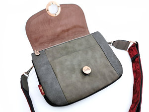 Crossbody válltáska ,Couture fedéllel-4