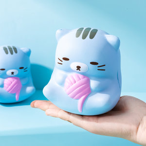 SQUISHY anti-stressz cica-4