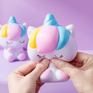 SQUISHY anti-stressz egyszarvú-5