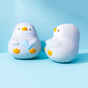 SQUISHY anti-stressz pingvin-4